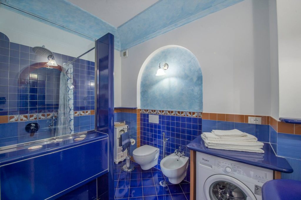 cc6e386d-8407-4251-b6da-17041c8c1867